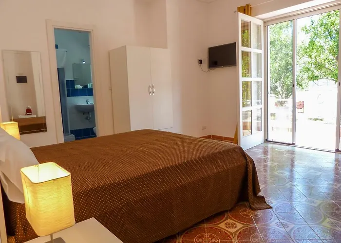 Don Raffae Гостевой дом *